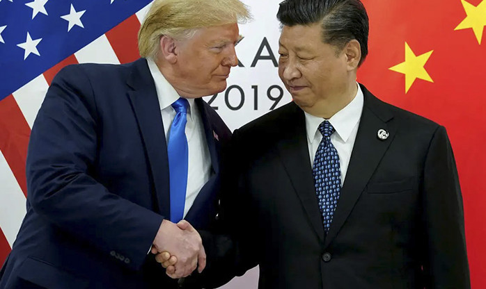 Trump visita Xi Jinping na China em meio ao atoleiro da guerra no Irã