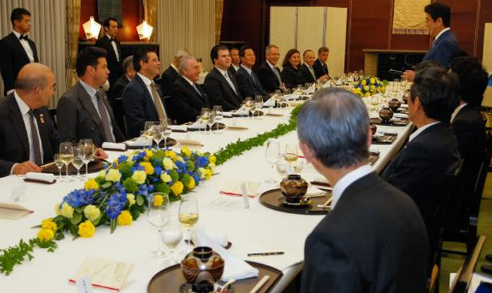 Brasil e Japão assinam acordo para investimentos em infraestrutura