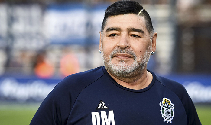 Morre Diego Maradona após parada cardiorrespiratória
