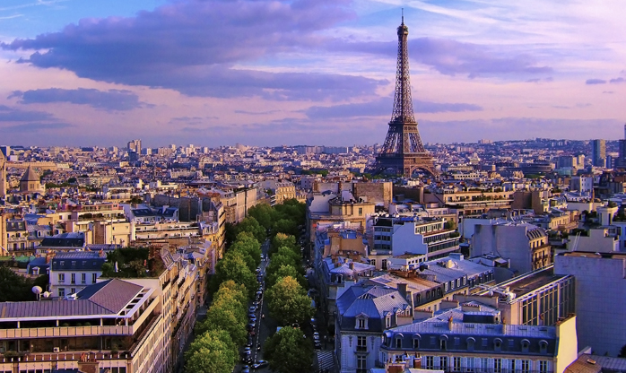 Terrorismo provoca queda de 7% no número de turistas em França