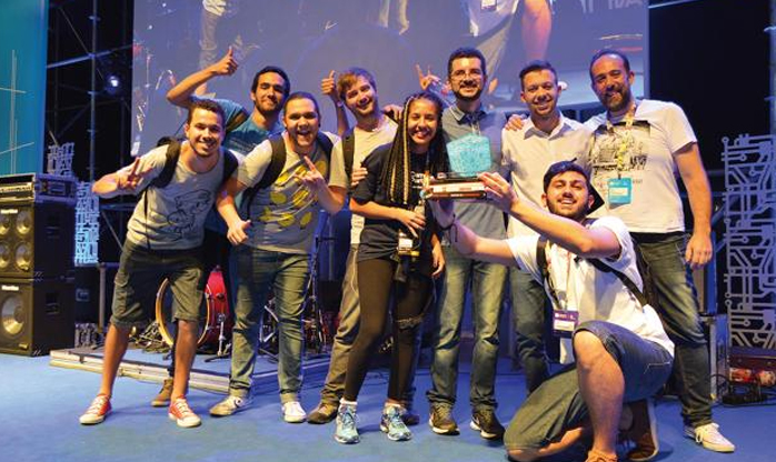 Fatec Carapicuíba ganha troféu destaque da Campus Party Brasil 2016