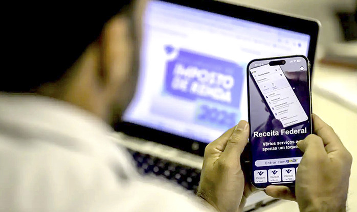 Receita paga terceiro lote de restituição do IR de 2025