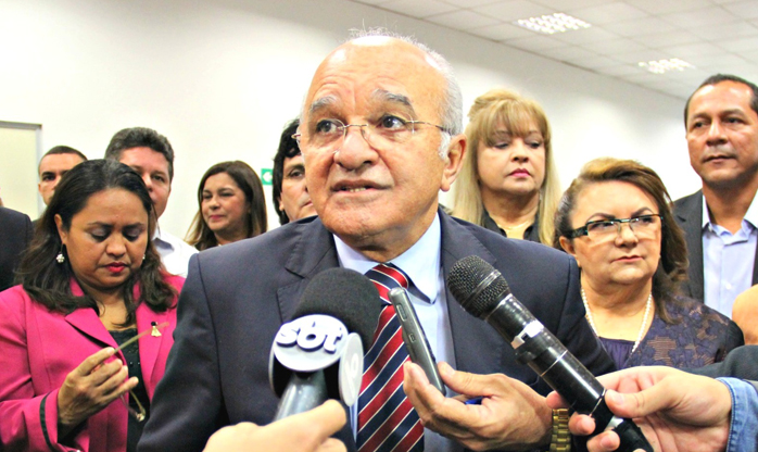 Ex-governador do Amazonas está preso na Superintendência da PF em Manaus