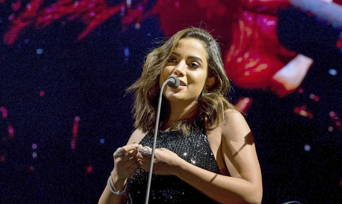 Vai Malandra: Anitta faz show gratuito no aniversário de SP