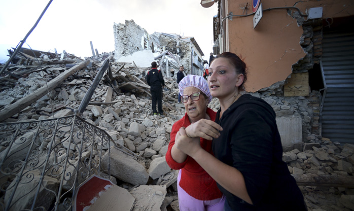 Terremoto atinge o centro da Itália; ‘metade da cidade se foi’, diz prefeito