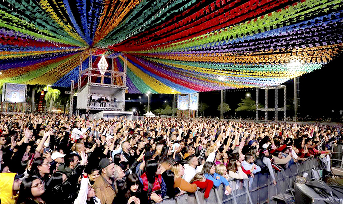 O melhor do pagode movimenta o fim de semana do Arraiá de Barueri