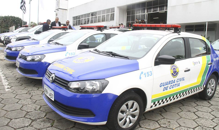 Guarda Civil de Cotia descobre desmanche de veículos roubados no Caputera
