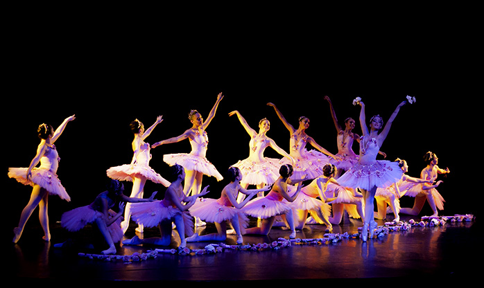 Barueri é Cultura: Festival Barueri de Dança reúne mais de 400 bailarinos de diferentes escolas e cidades 