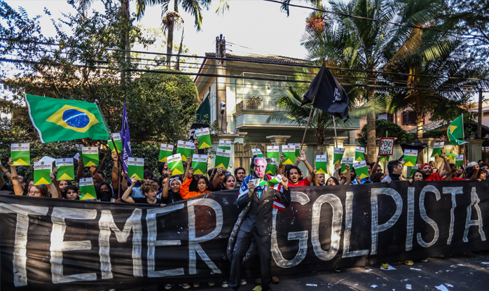 Onda de protestos mostra insatisfação contra o governo interino de Temer
