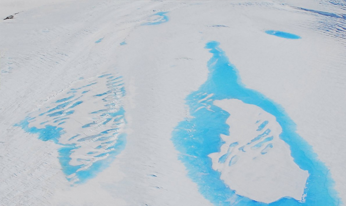 Aparecimento de lagos na Antártida preocupa cientistas