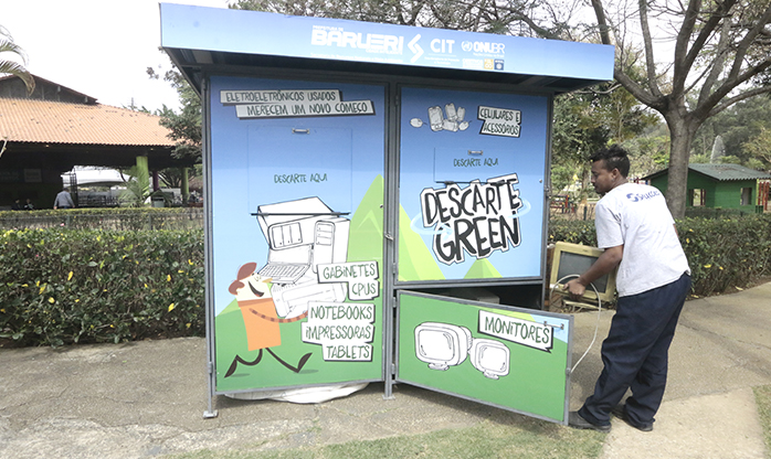 Barueri instala coletor de lixo eletrônico no Parque Municipal