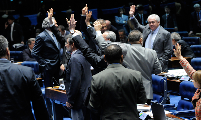 Só 39 senadores são a favor de saída definitiva de Dilma da Presidência
