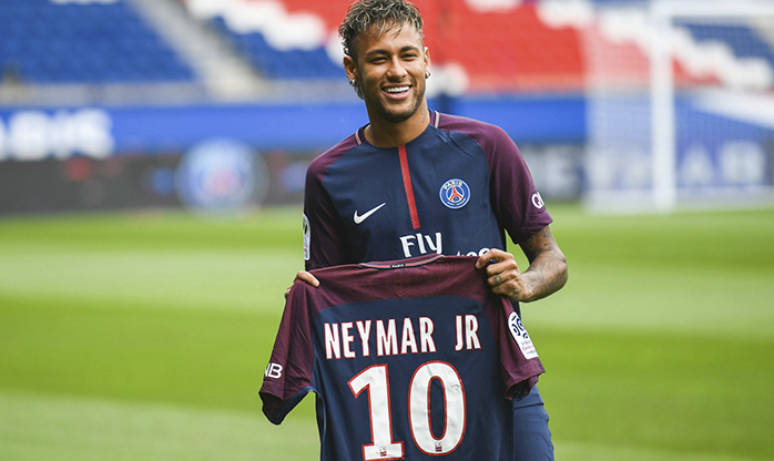 Presidente do Lyon diz que contratação de Neymar gera “bolha” na economia