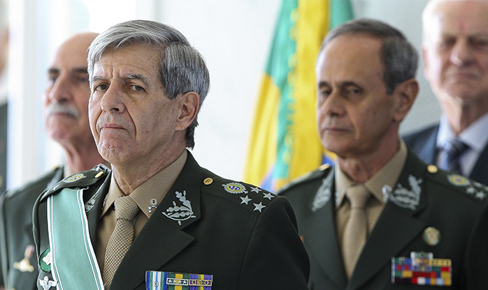 General Heleno defende uso de atiradores de elite contra criminosos