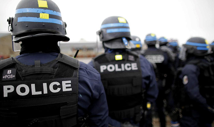 Polícia francesa faz operações antiterrorismo em cidades do país