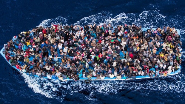 Cientista descobre que EUA e Reino Unido organizou a crise migratória à União Europeia pelo Twitter