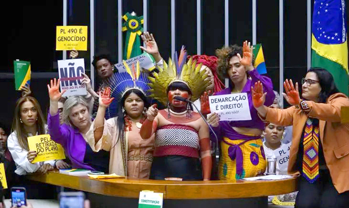 Câmara dos Deputados aprova projeto do marco temporal de demarcação das terras indígenas