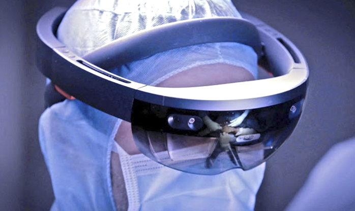 Médico francês realiza primeira cirurgia com visão de realidade aumentada
