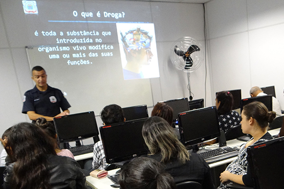 Guarda Civil Municipal de Barueri oferece palestras gratuitas contra as drogas 