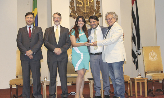 Embu das Artes recebe prêmio de gestão ambiental