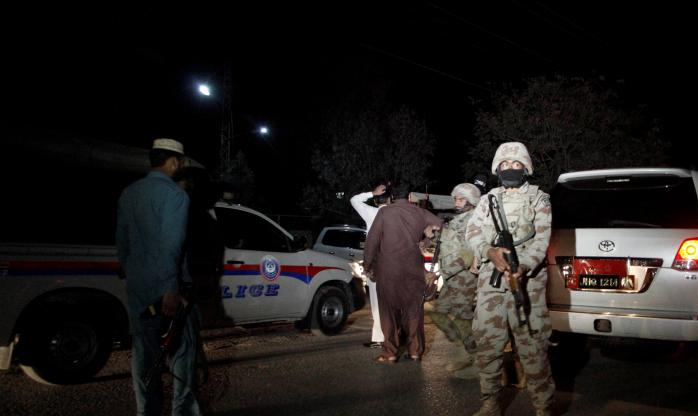 Ataque contra Academia de Polícia deixa pelo menos 60 mortos no Paquistão