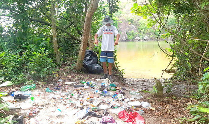 Campanha ‘Caraguá feliz em preservar’ recolhe mais de 750 kg de resíduos com ação de limpeza