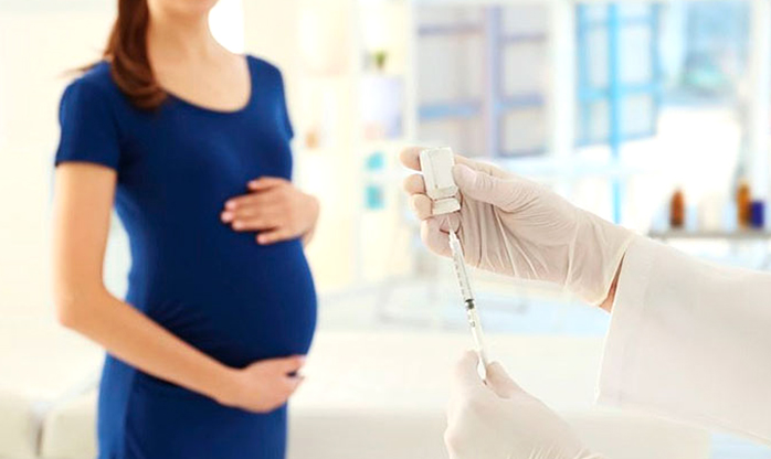 Anvisa recomenda suspender a vacinação da AstraZeneca em grávidas