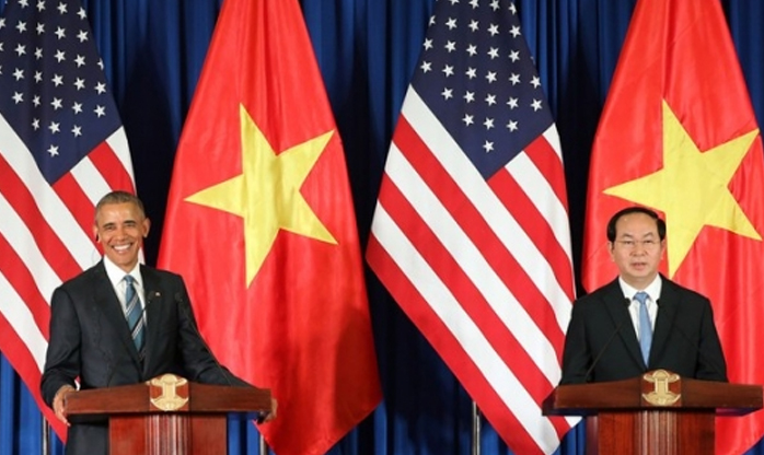Obama anuncia fim da proibição da venda de armas para o Vietnã