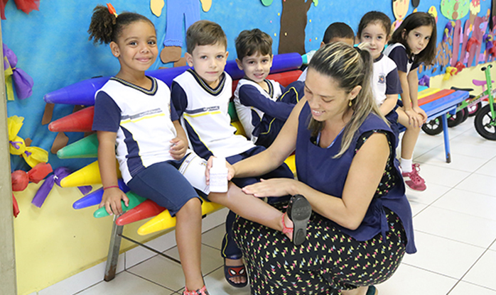 Prefeitura de Santana de Parnaíba inclui o uso de repelente nos alunos da rede municipal