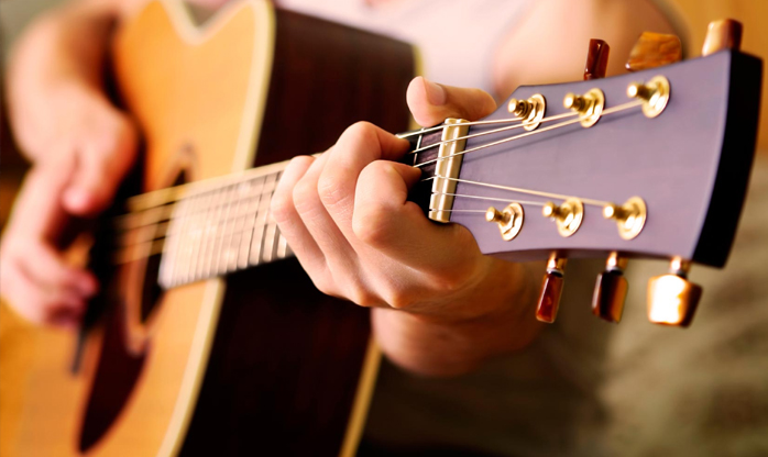 Escola de Música Tim Maia oferece aula de música gratuita em Carapicuíba