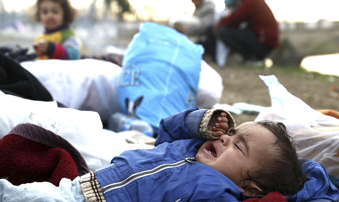  Organizações humanitárias pedem resposta da UE à crise de migrantes