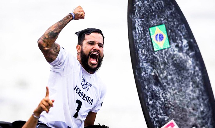 Ítalo Ferreira conquista 1ª medalha de ouro olímpico do surfe para o Brasil