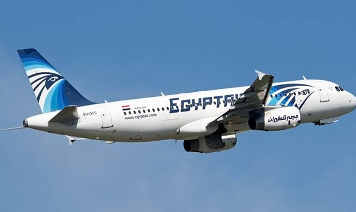 Avião da EgyptAir enviou alerta de fumaça a bordo antes de desaparecer