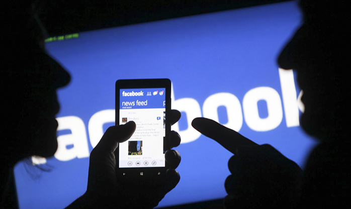 Uso político de dados de usuários derrubou valor do Facebook