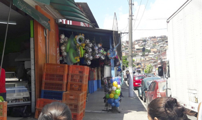 Operação Cidade Limpa combate poluição visual nas ruas de Itapevi