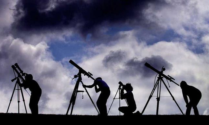 Estudantes brasileiros vão disputar olimpíadas de astronomia no exterior