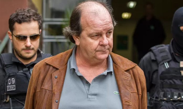 Ex-diretor da Petrobrás é condenado a 12 anos de prisão