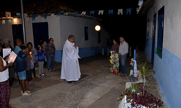 Aldeia de Carapicuíba celebra a tradicional Festa de Santa Cruzinha