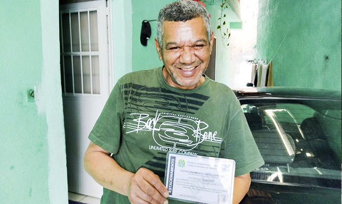 Morador de Barueri obtém o 1º cartão do idoso on-line pelo Portal de Atendimento