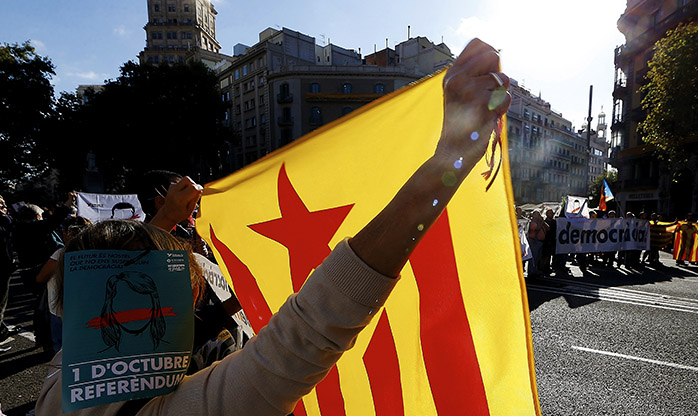 Líderes catalães ficarão em liberdade condicional na Bélgica