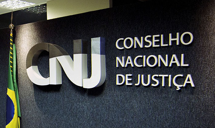 CNJ decide investigar folha de salários de juízes de todo o país