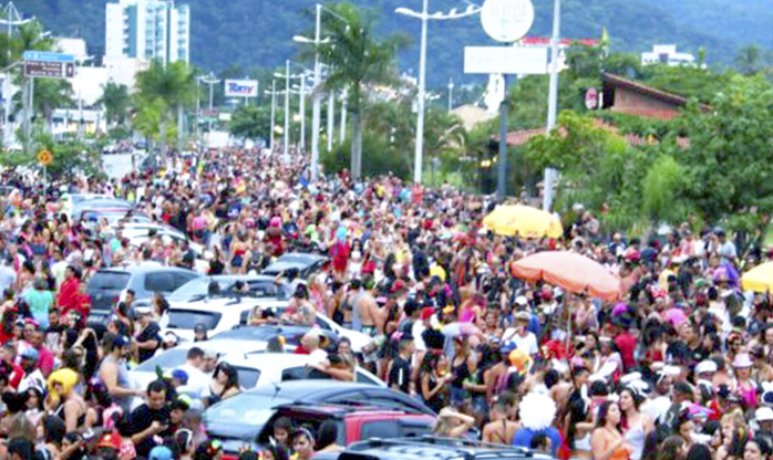 Plaza Shopping Carapicuíba - O labirinto do terror chegou ao